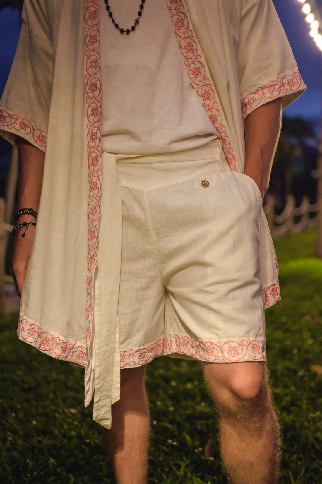 Embroidered Linen Shorts (Off-White)