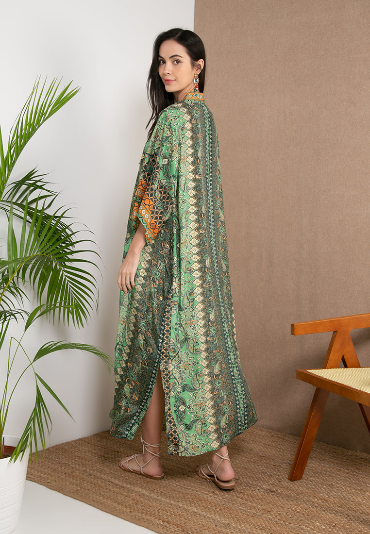 Shimmering Kimonos